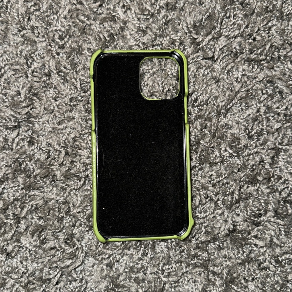 iPhone 12 Pro case - Picture 2 of 2